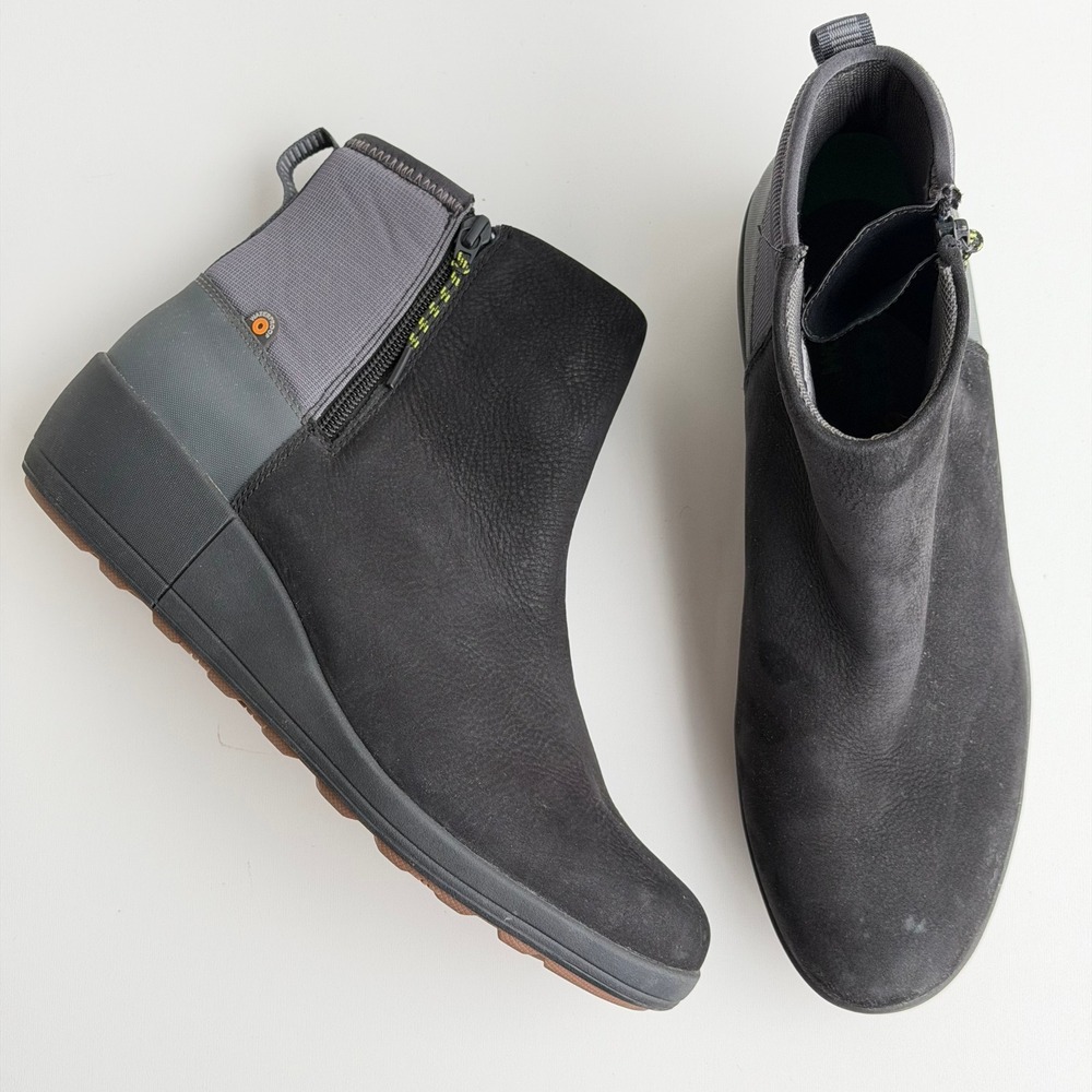Bogs Vista Boots Women 11 Black Waterproof Leather Ankle Wedge Rugged Side‎ Zip